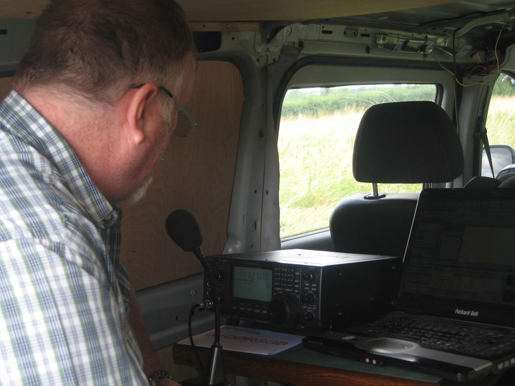 Dave M0XXX on 20m using his Icom IC746 and computer logging.